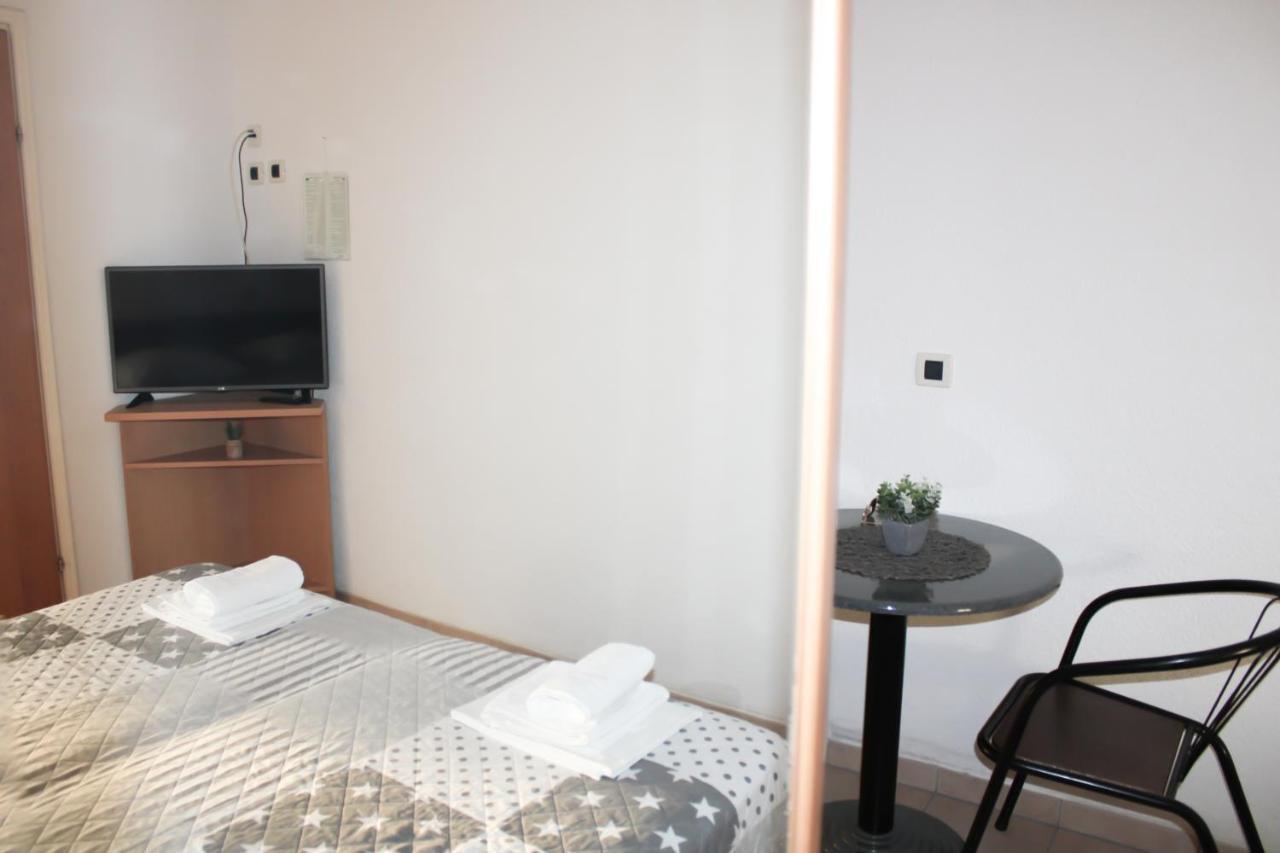Apartments Larus Baska Voda Exterior photo