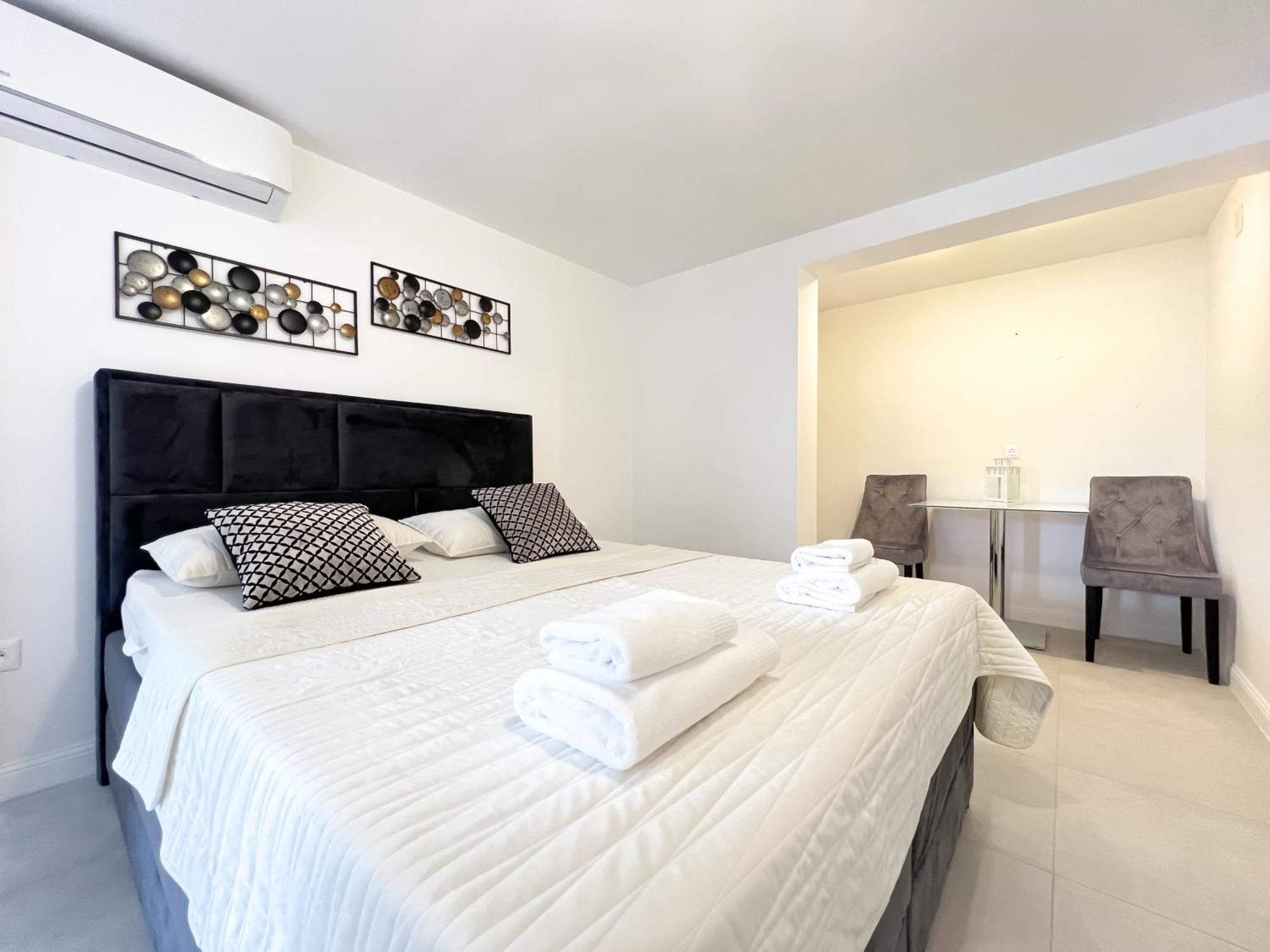 Apartments Larus Baska Voda Exterior photo