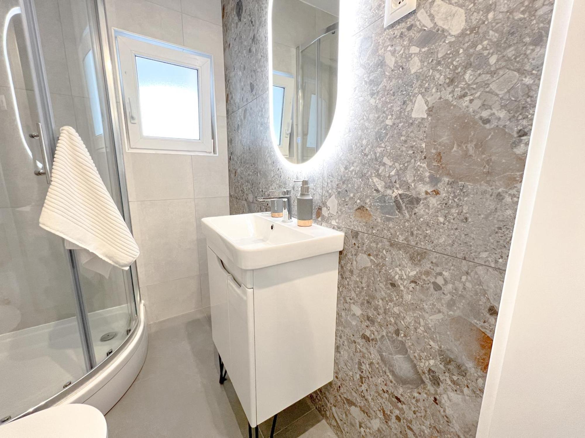 Apartments Larus Baska Voda Room photo